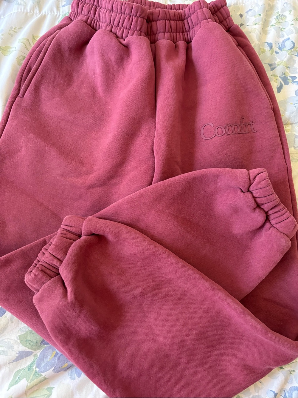 Thick deep Pink Burgandy Comfrt Sweats